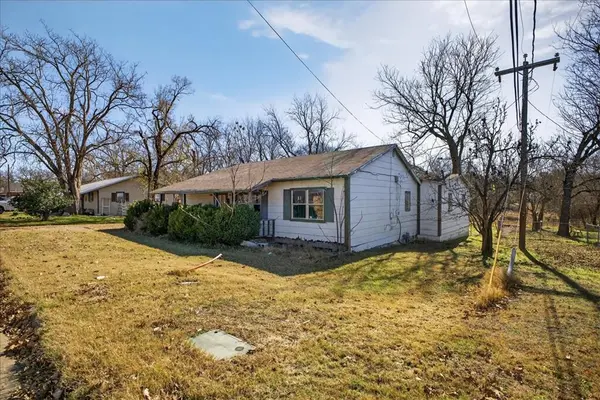 2512 Bridge Street, Gatesville, TX 76528