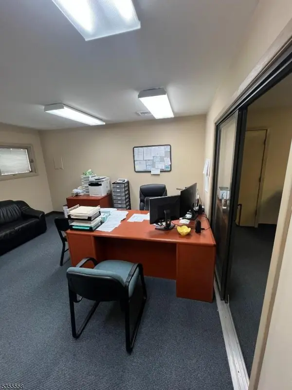 418 Union Blvd, Totowa Boro, NJ 07512