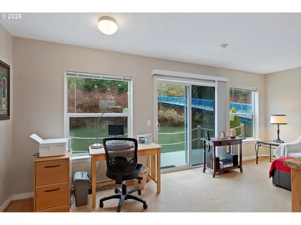 13354 NW Marina WAY, Portland, OR 97231