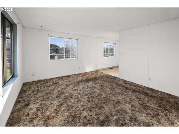 Seaside, OR 97138,2440 PINE ST