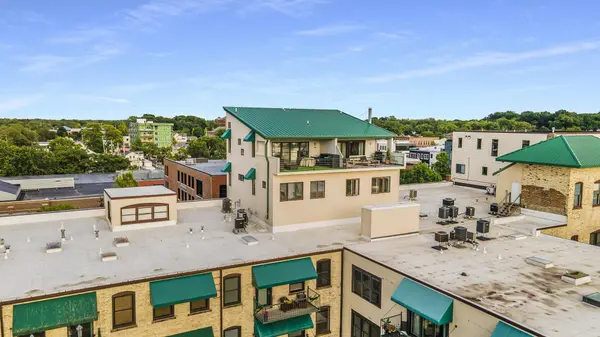 110 N Harbor #310, Grand Haven City, MI 49417