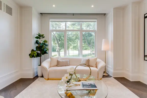 47 Wycliffe CRES, Toronto C15, ON M2K 1V7