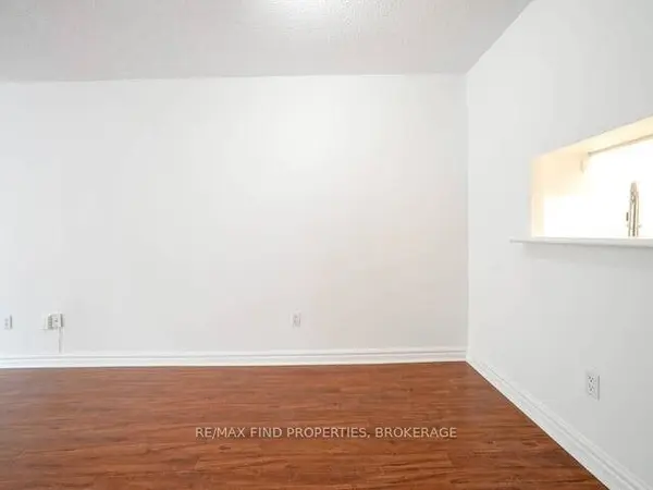 33 University AVE #604, Toronto C01, ON M5J 2S7