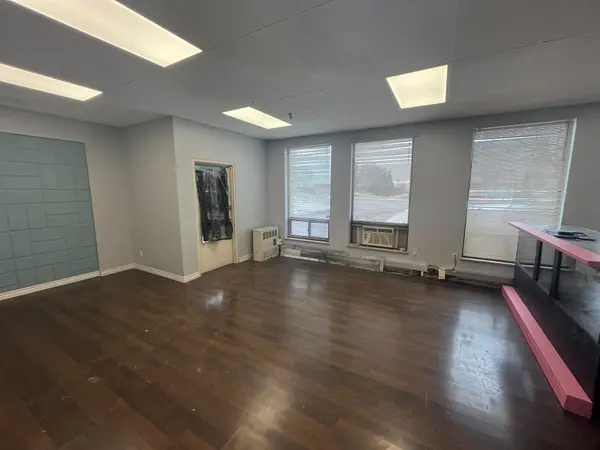 1080 Brock RD #1, Pickering, ON L1W 3H3