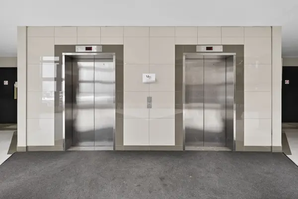 3800 Steeles AVE W #301, Vaughan, ON L4L 4G9