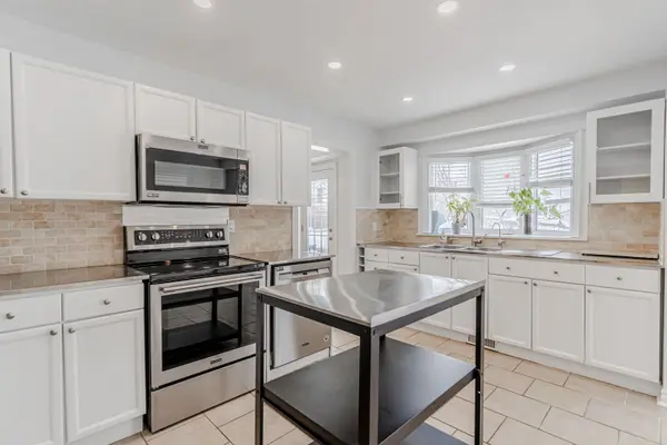 Barrie, ON L4N 7L8,62 O'Shaughnessy CRES