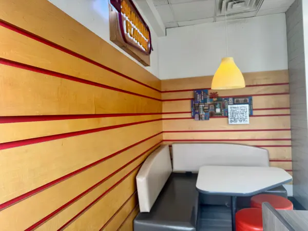 755 Dundas ST W #A3, Mississauga, ON L5C 3B6