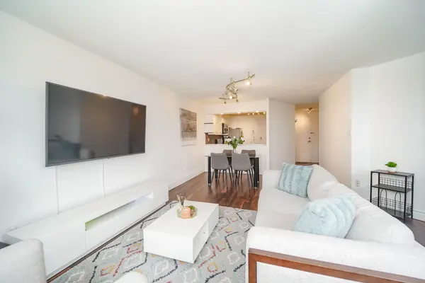 234 Albion RD #PH10, Toronto W10, ON M9W 6A7