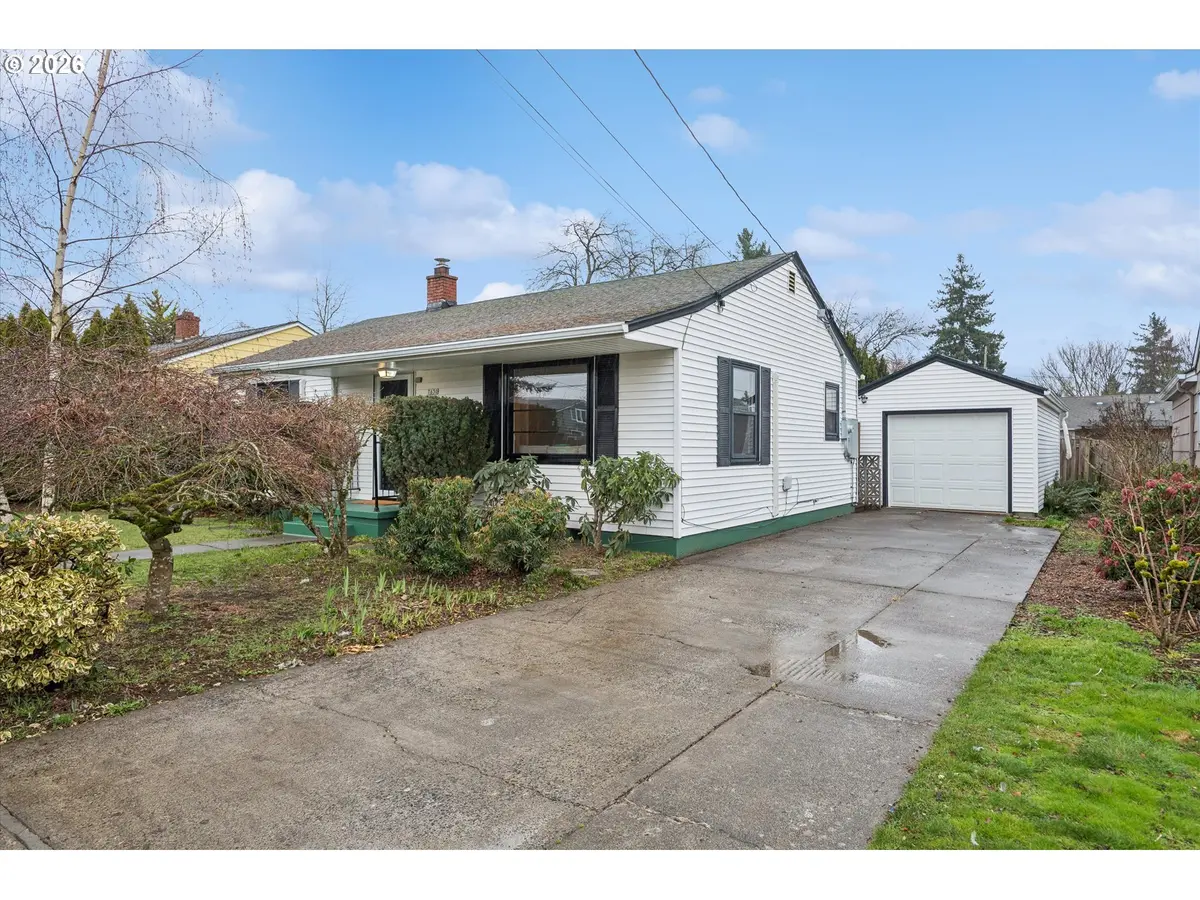 7630 NE STANTON ST, Portland, OR 97213