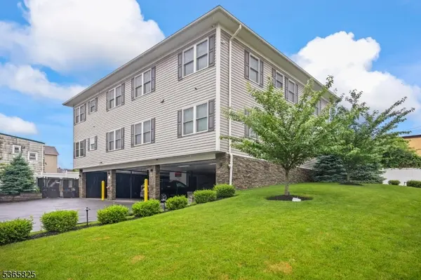 55 Watchung Ave, Belleville Twp., NJ 07109