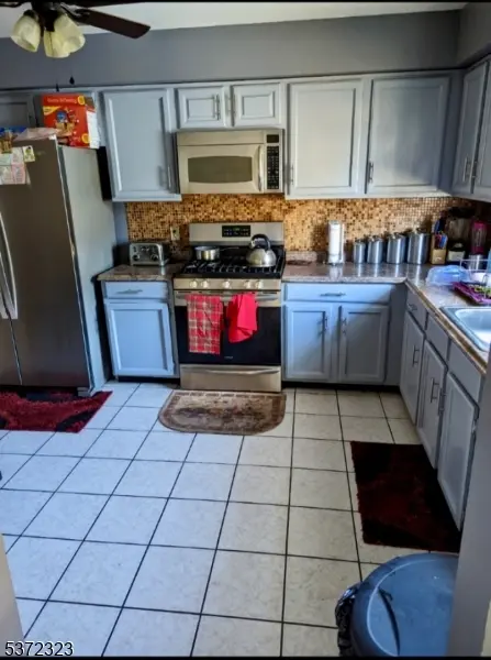 1330 Stockton St, Rahway City, NJ 07065