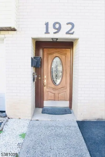 192 PARK ST UNIT 2, East Orange City, NJ 07017