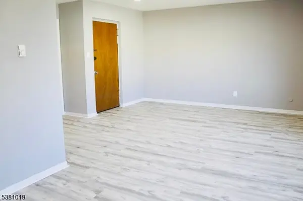 192 PARK ST UNIT 2, East Orange City, NJ 07017