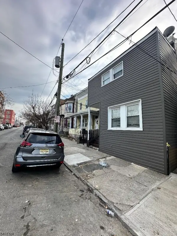 276 Ellison St, Paterson City, NJ 07501