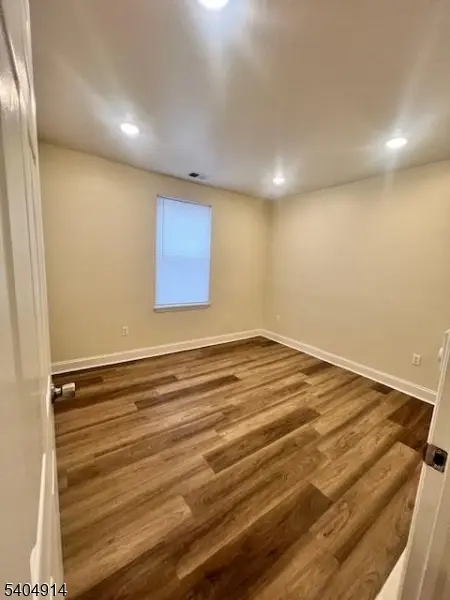 12 Seeley St, Paterson City, NJ 07501