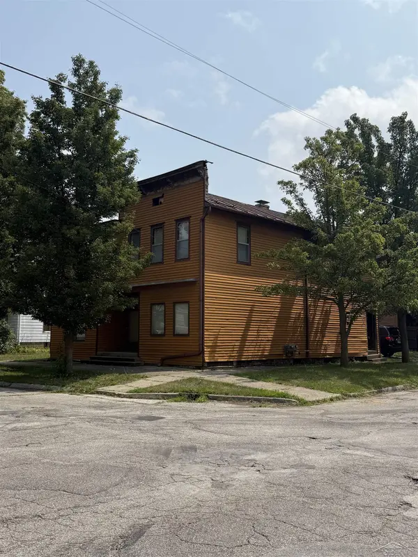 200 N Granger ST, Saginaw, MI 48602