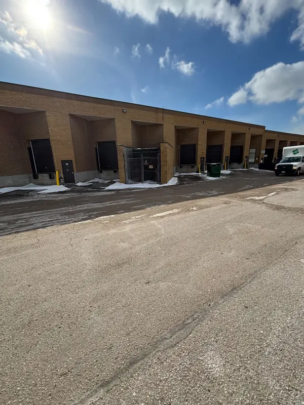 110 Scotia CT #35-36, Whitby, ON L1N 8Y7