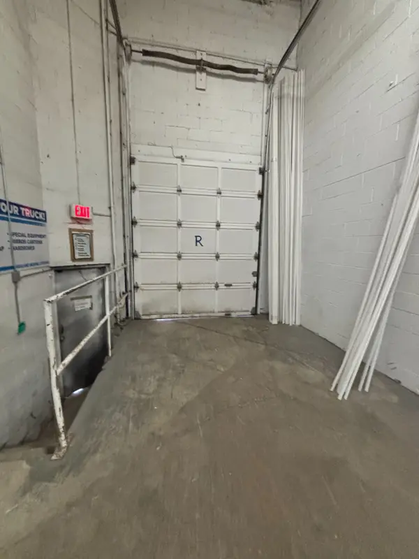 110 Scotia CT #35-36, Whitby, ON L1N 8Y7