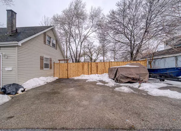 Cambridge, ON N1R 3Z3,186 Wellington ST