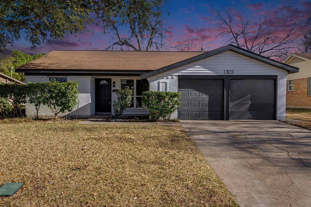 1303 Cloverdale Drive, Richardson, TX 75080