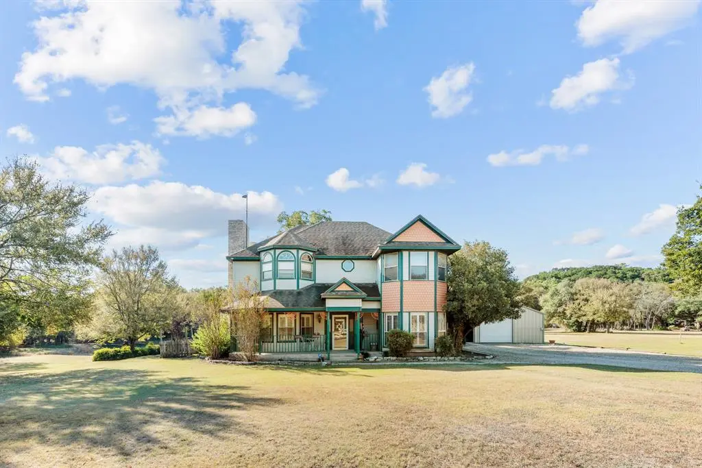 435 Childress Creek Drive, China Spring, TX 76633