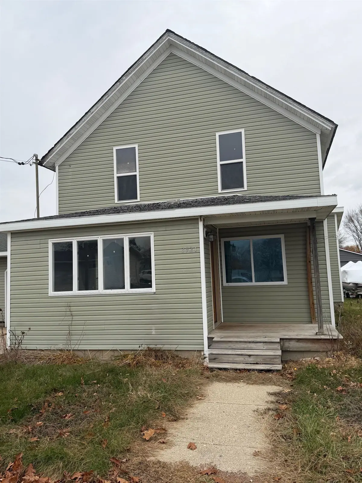 3921 Elizabeth ST, Rosebush, MI 48878