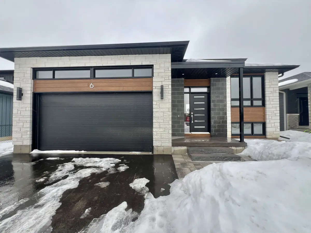 6 Horton CT, Belleville, ON K8P 0H3