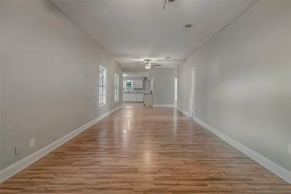 306 N Front Street, Savoy, TX 75479