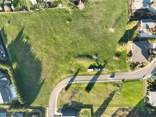 Wetleau Dr., Lowell, OR 97452