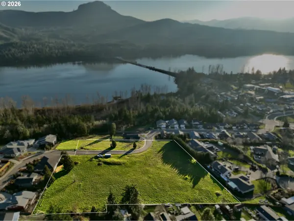 Wetleau Dr., Lowell, OR 97452