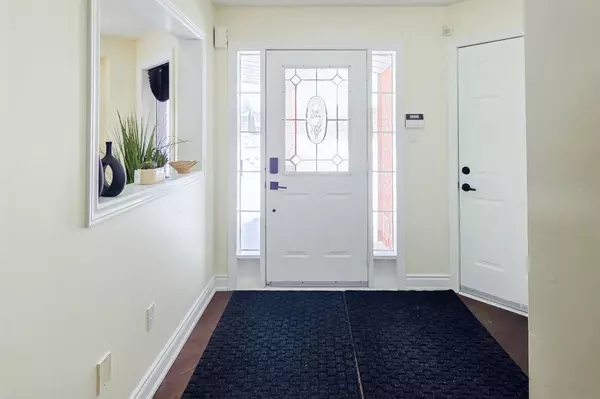 Barrie, ON L4N 5R5,54 Gore DR