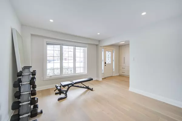 Barrie, ON L4N 0E6,26 COUNTRY LN