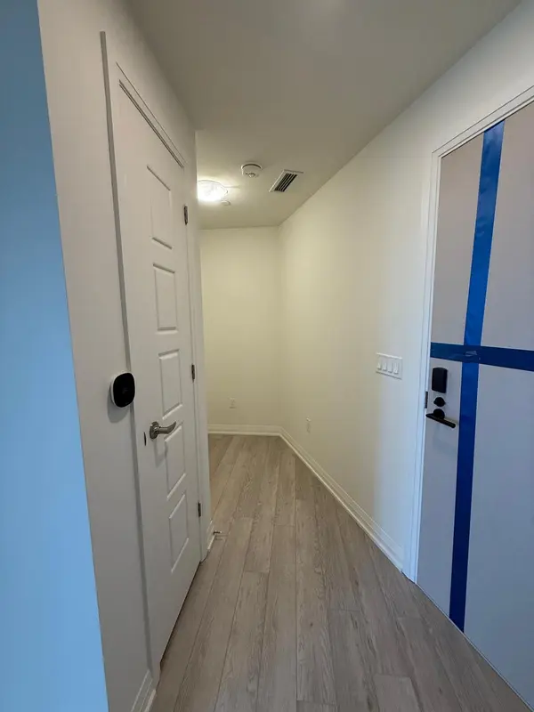 3006 William Cutmore BLVD #420, Oakville, ON L6H 8A4