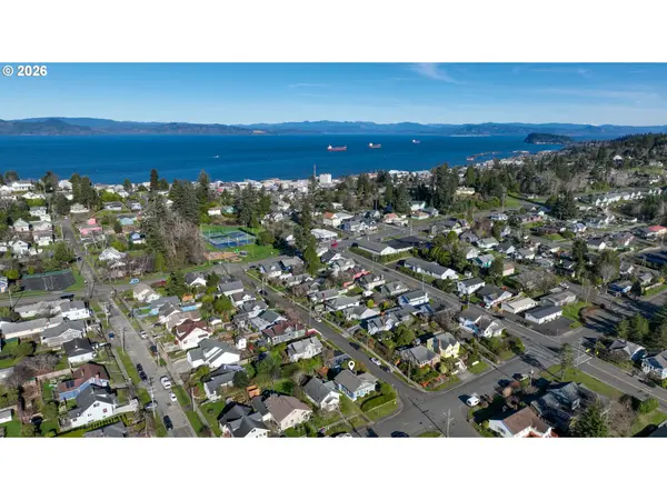 Astoria, OR 97103,1495 6TH ST