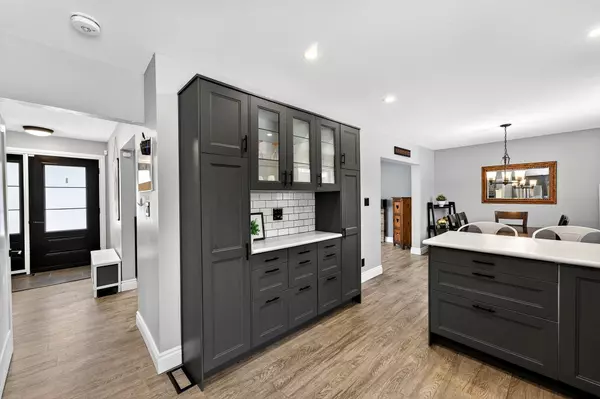 Belleville, ON K8N 3V4,266 Bleecker AVE