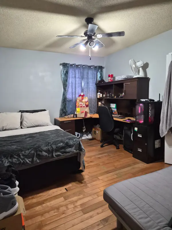 260 Joffre-Belanger WAY, Vanier And Kingsview Park, ON K1L 5K8