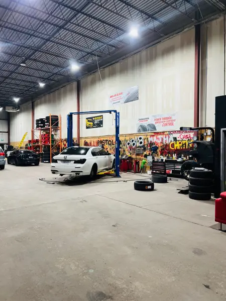 2070 Steeles AVE #19, Brampton, ON L6T 1A7