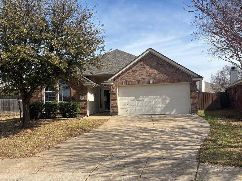 8361 Edgepoint Trail, Hurst, TX 76053