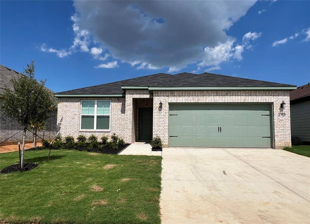 2701 Glasgow Way, Denton, TX 76207