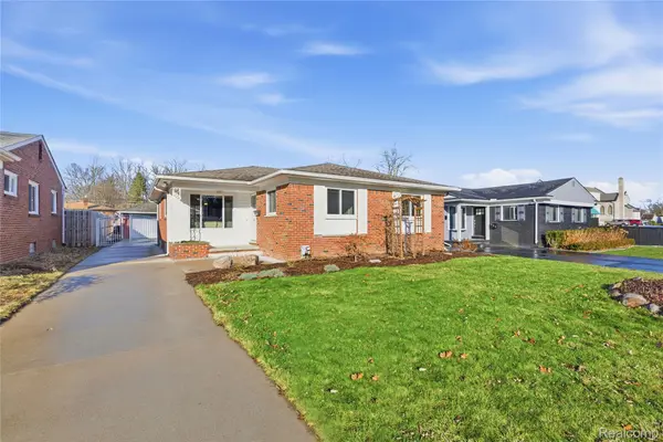 226 W La Salle AVE, Royal Oak, MI 48073