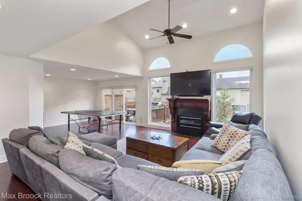 6322 ASPEN RIDGE BLVD, West Bloomfield Charter Township, MI 48322