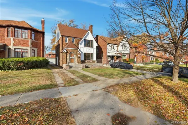 18961 Pennington DR, Detroit, MI 48221