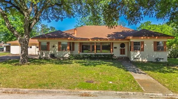 2309 Holsum Circle, Greenville, TX 75401