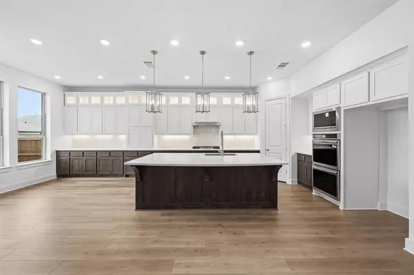 Waxahachie, TX 75165,549 Lockhart Street