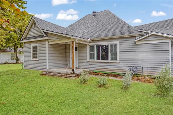 107 S Branch Street, Bells, TX 75414