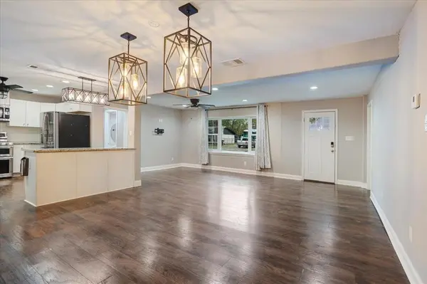 107 S Branch Street, Bells, TX 75414