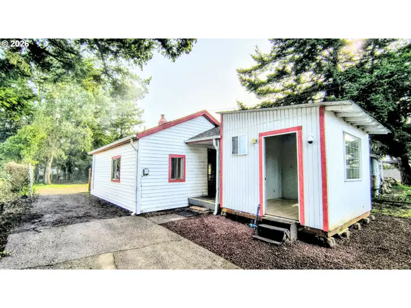 319 N WALL ST,  Coos Bay,  OR 97420