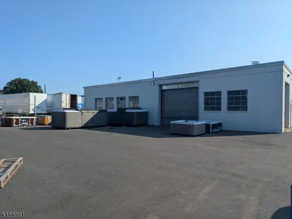 868 Elston St, Rahway City, NJ 07065