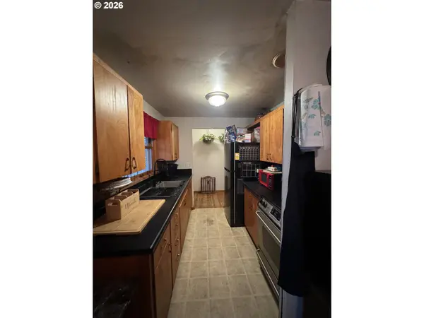 Portland, OR 97233,18630 SE YAMHILL CIR