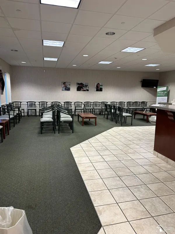 1180 N Monroe ST, Frenchtown Twp, MI 48162